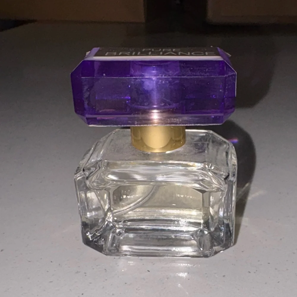 Celine Dion Perfume Pure Brilliance Eau De Toilette Spray 15 ml travel size - Picture 1 of 6